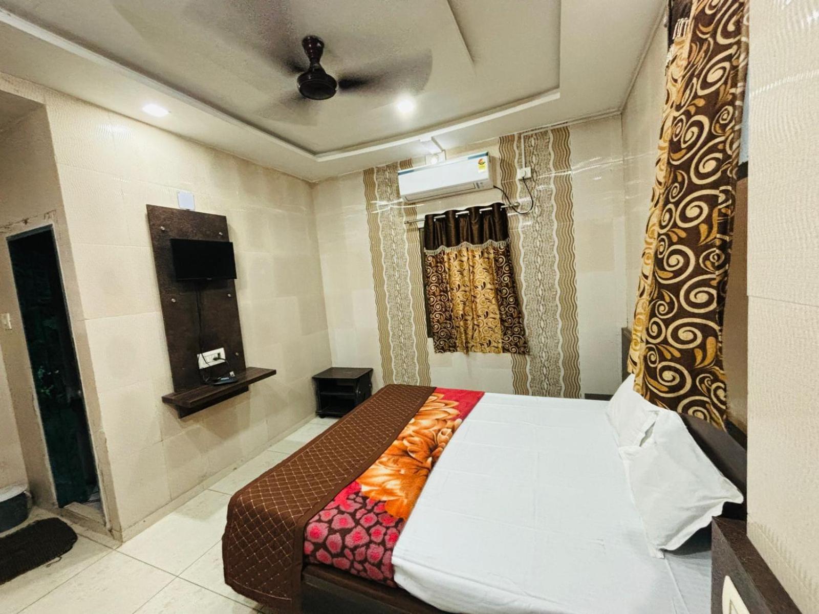 Hotel Shree Nath - 200 Meters From Dwarkadhish Temple 外观 照片